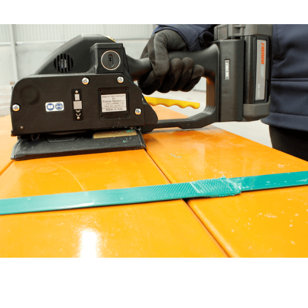 strapping or banding tool for heavy duty applications